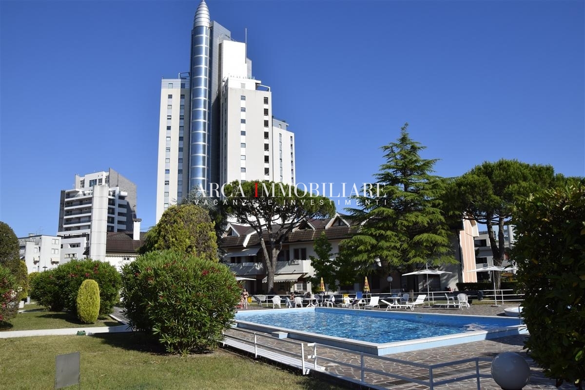  Jesolo affitto Appartamento EQLB14 foto-