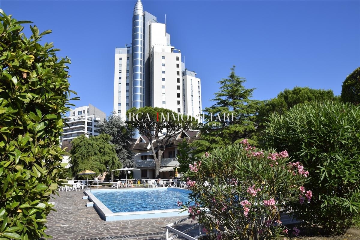  Jesolo affitto Appartamento EQLB14 foto-