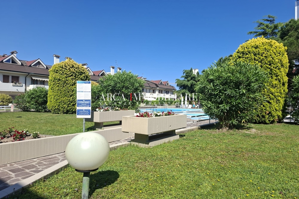  Jesolo affitto Appartamento EQLB14 foto-